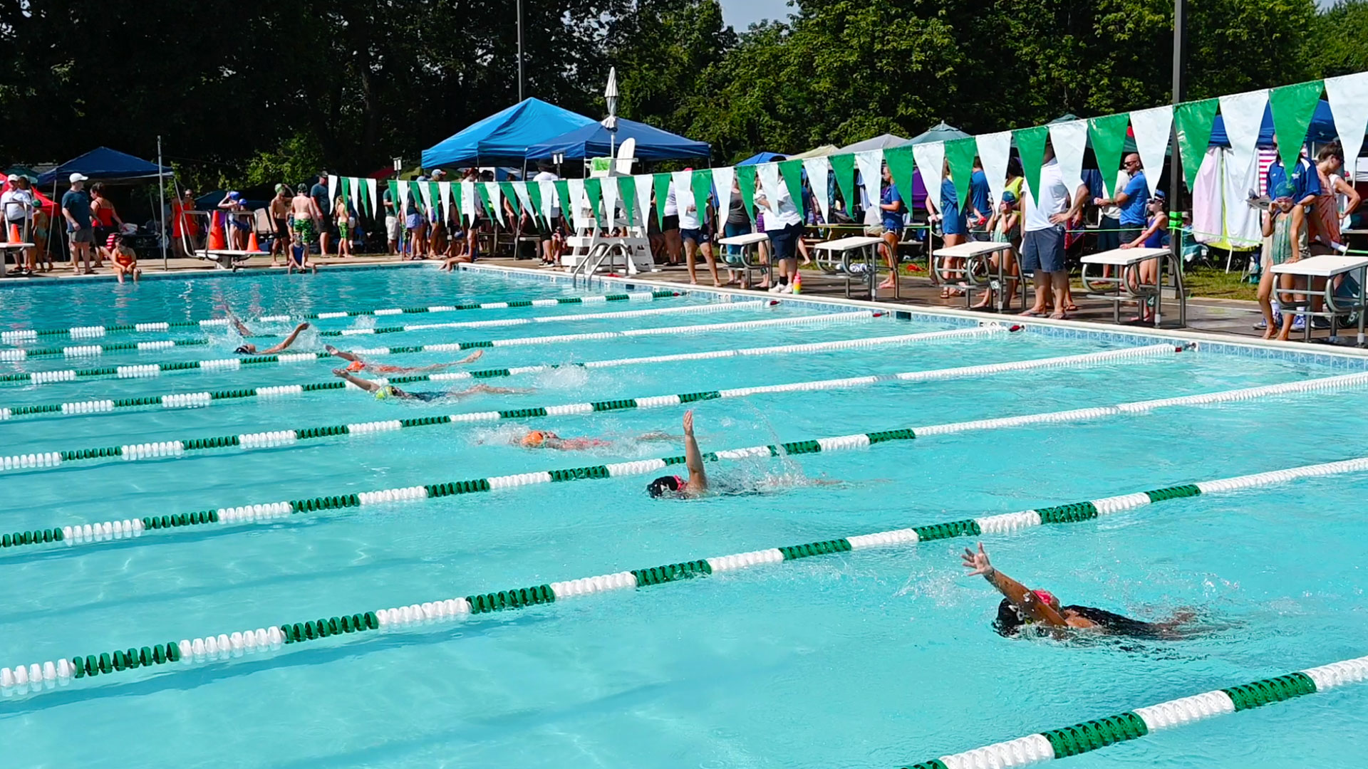 Fountain Green Swim Club and Maryland Golf & Country Club Teams Capture